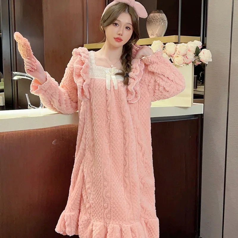 Womens Sleepwear Nightdress Women Flannel Fleece Warm Korean Style Nightgown Winter Thicken Nightwear Loose Home Dressing Gown Pajamas 231025