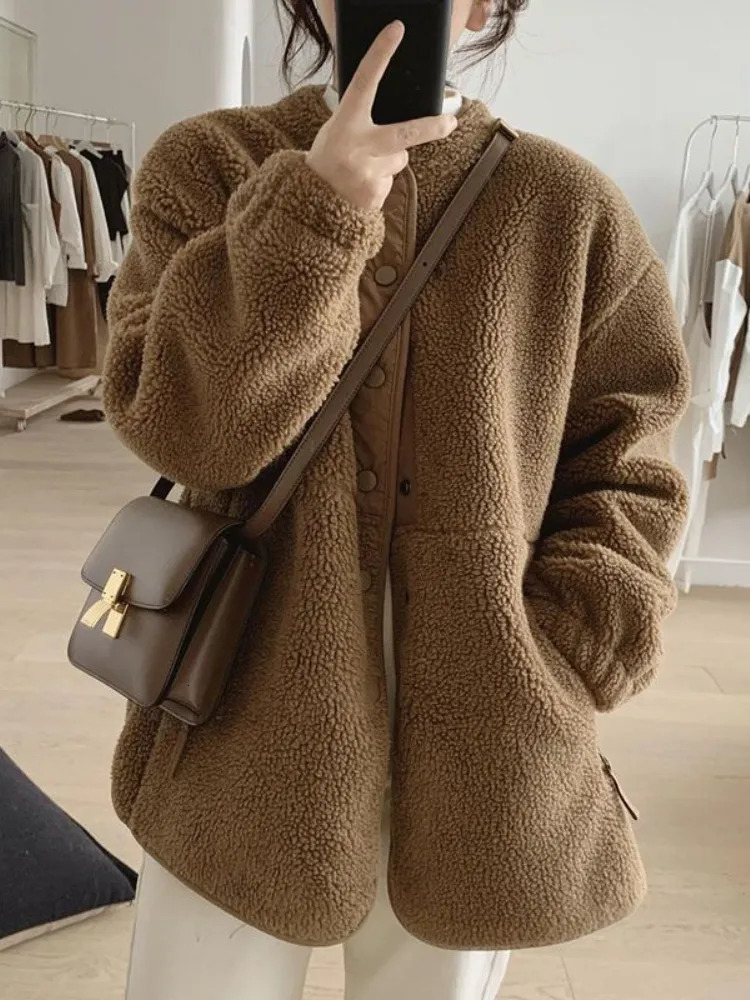 Womens Jackets Winter Clothes Women for Lambwool Coat Korean Fashion In Loose OverSize Thick Parkas Long Sleeve Top Coats 231025