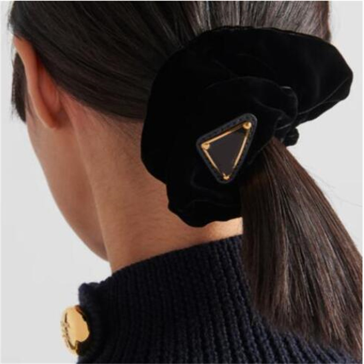 Clips Barrettes Accessories Designer Girl Ring Flannel Letter Triangle Elastic Rubber Bands Hairband Ponytail Holder Ties Hairpin Elegant Hair 2025