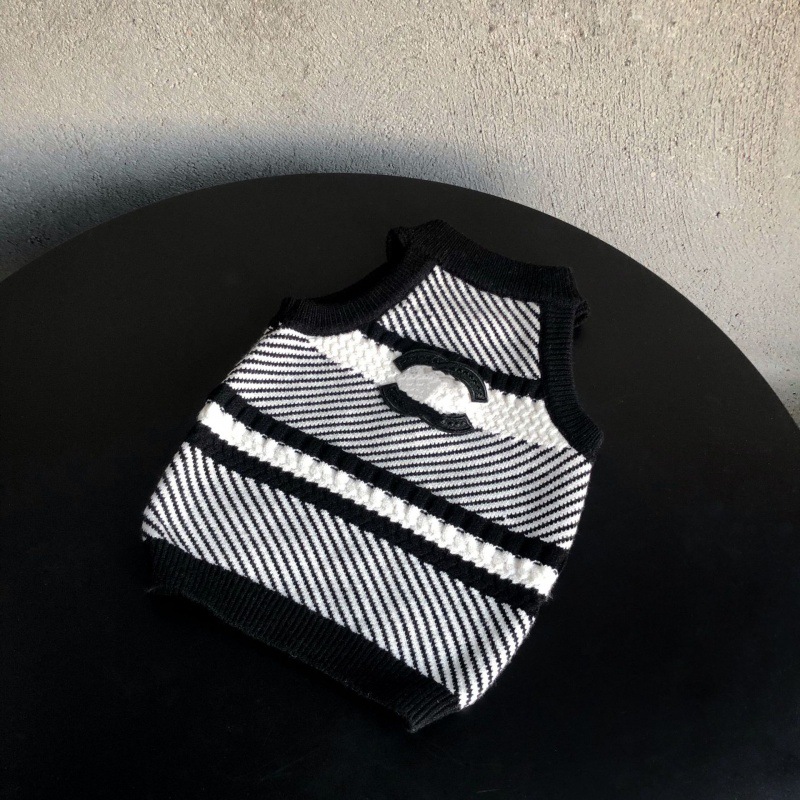 Designer Black White Twill Pet Hanging Neck Knitted Sweater Classic embroidery Schnauzer West Highland Bulldog Cat Winter Clothes