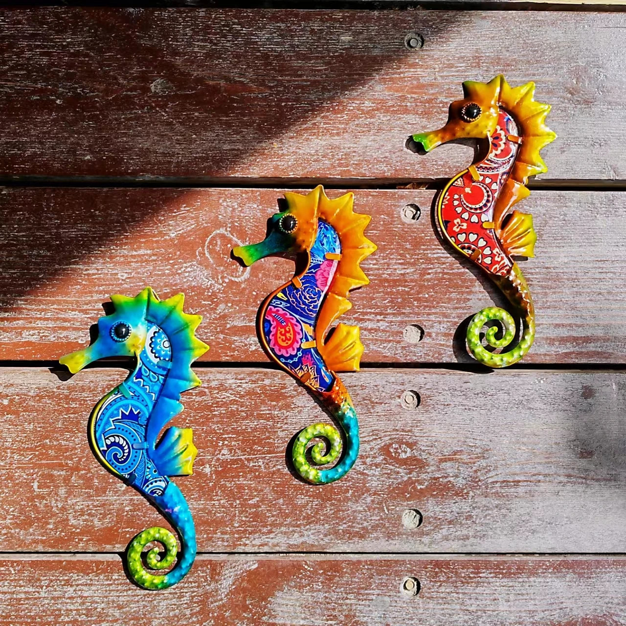 Garden Decorations Metal Glass Seahorse Wall Artwork Decorative for Home Garden Statues Sculptures Outdoor Patio Miniatures Ornaments Bedroom Yard 231