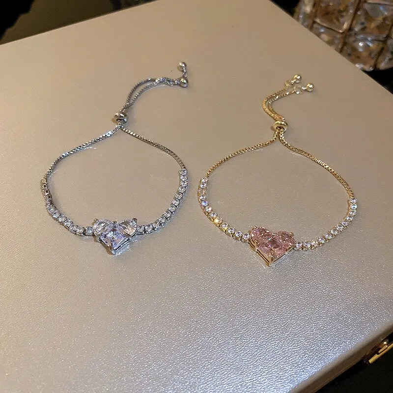 Charm Bracelets Inlaid Square Zircon Chain Bracelet For Women White Pink Love Heart Bangles Wristband Jewelry Gift Girl 231025
