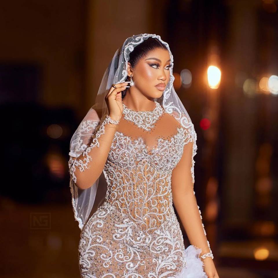 Exquisite Lace Mermaid Prom Dress Shine Crystal Lllusion Ball Gown Pleated Tulle Brush Train Bridal Gowns Dress Customized vestido de novia D-H23551