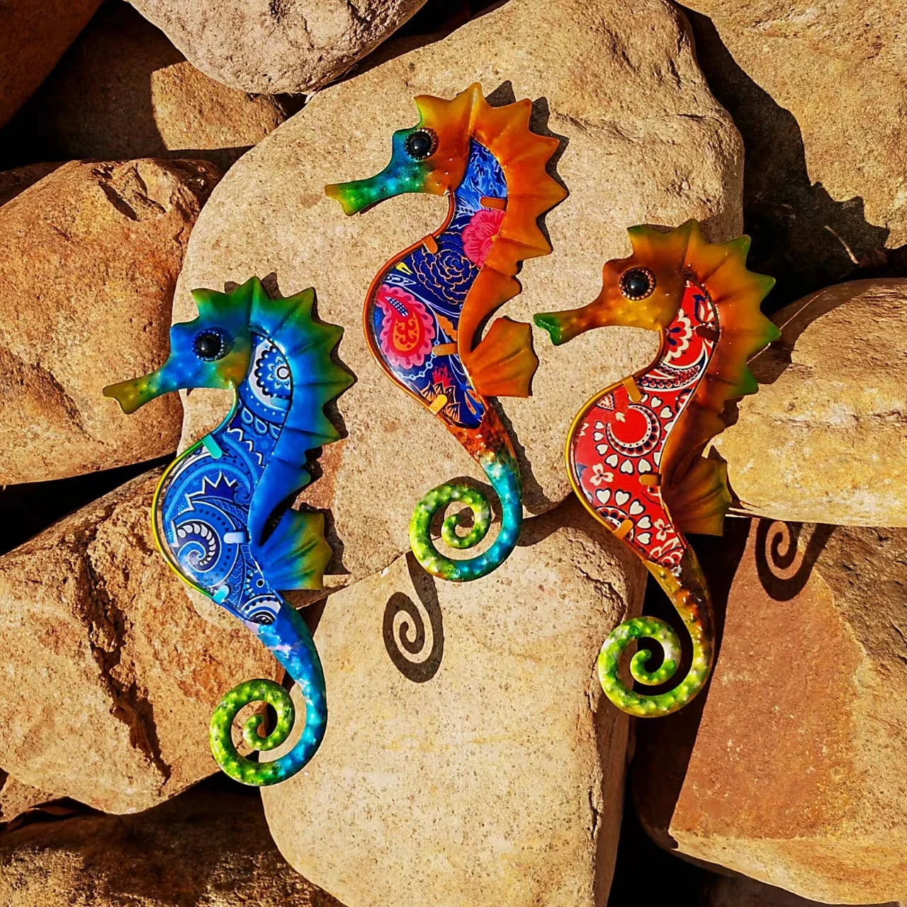 Garden Decorations Metal Glass Seahorse Wall Artwork Decorative for Home Garden Statues Sculptures Outdoor Patio Miniatures Ornaments Bedroom Yard 231