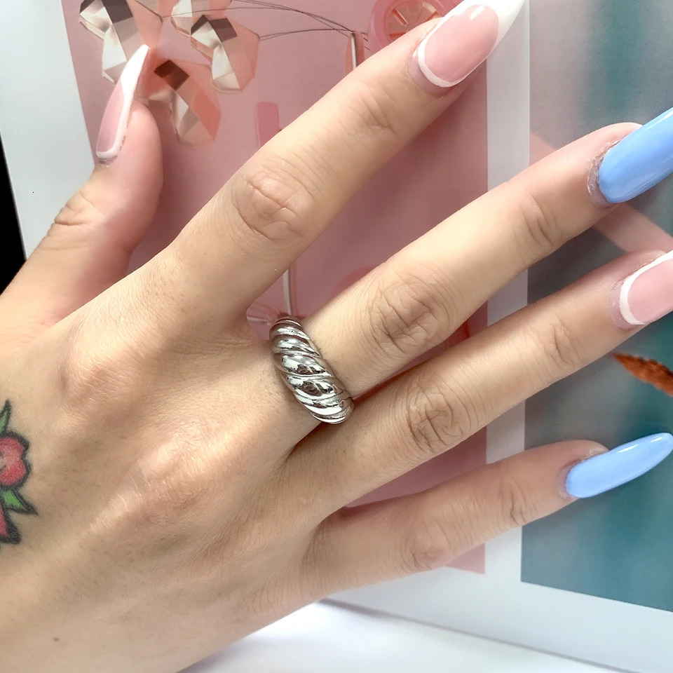 Band Rings High Grade 18 K 316L Stainless Steel with Gold Color Tarnish Free Croissant Chunky for Women Ladies Vintage Ring 231025