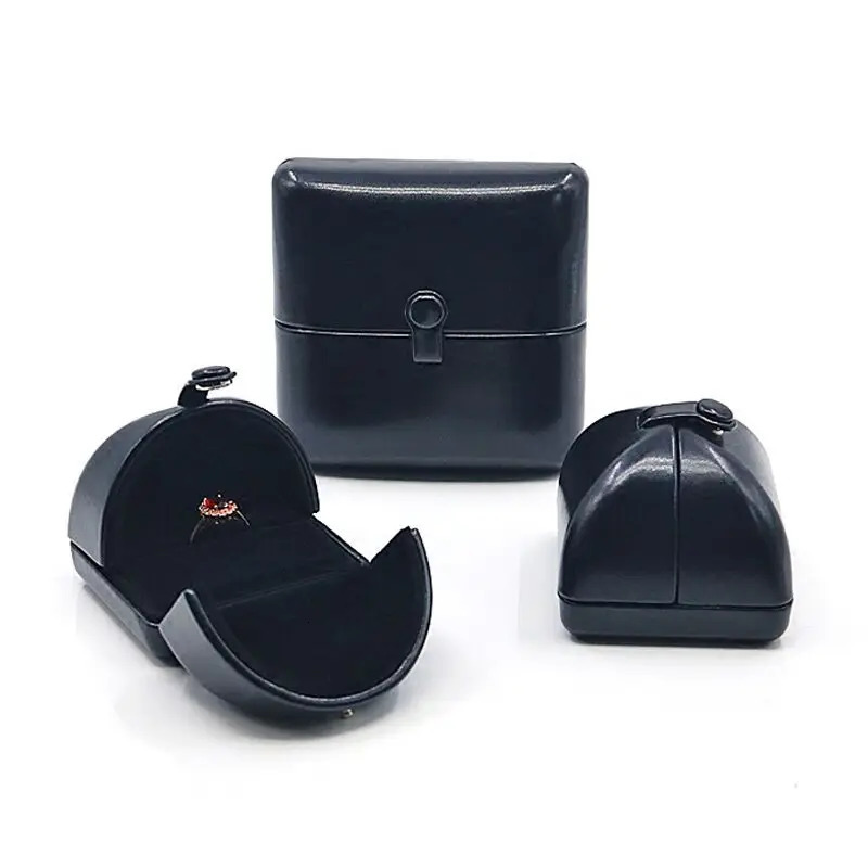 Jewelry Boxes Leather Jewelry Box Women Ring Boxes Case Fashion Necklace Storage Box Simple Wedding Use Package Protect Case 231025