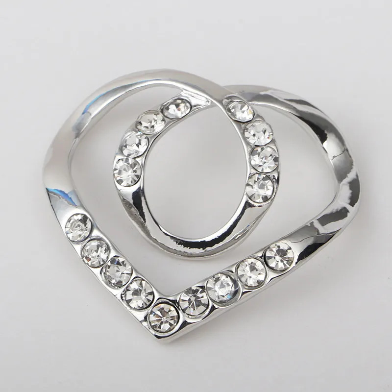 Pins Brooches Fashion Corner Hem Waist Knotted Brooches Crystal Pearl Metal Hijab Scarf Ring Button Shirt Tshirt Fixed Buckle Accessories 231025