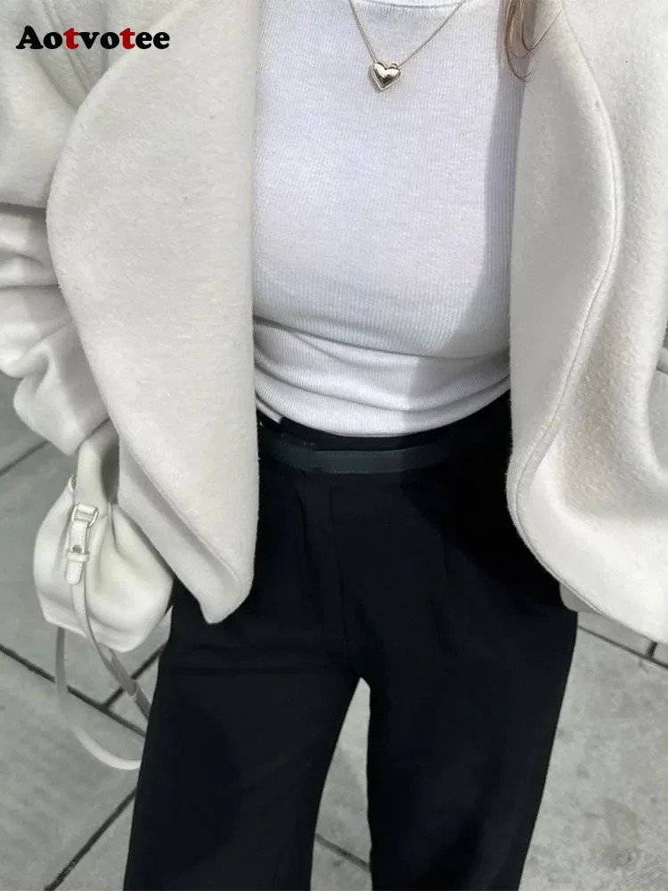 Women's Wool Blends Aotvotee White Wool Coat Women Autumn Winter Fashion Casual V Neck Loose Jacket Vintage Long Sleeve Thicken Chic Coats 231025