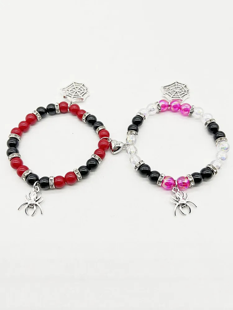 Charm Bracelets 2Pcs Halloween Spider Bracelet For Women Men Magnetic Heart Couple Personality Bangles Lover Festive Jewelry Accessories Gifts 231025