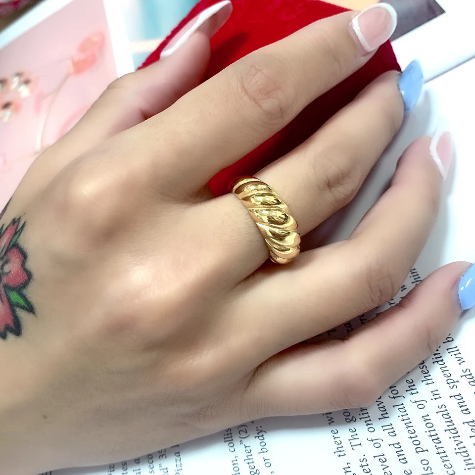 Band Rings High Grade 18 K 316L Stainless Steel with Gold Color Tarnish Free Croissant Chunky for Women Ladies Vintage Ring 231025