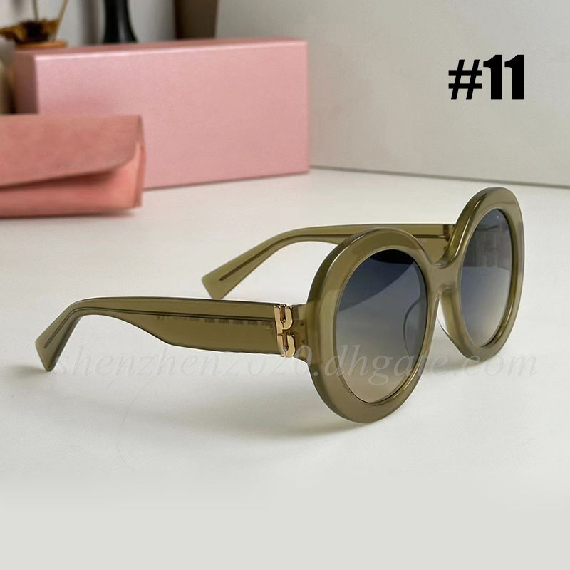 2Brands Premium Gifts Fashion Sunglasses for Women or Men with Gold Metal Letter Logo Gift Box