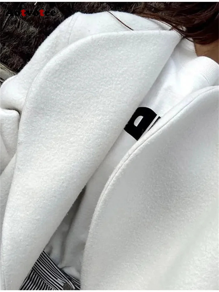 Women's Wool Blends Aotvotee White Wool Coat Women Autumn Winter Fashion Casual V Neck Loose Jacket Vintage Long Sleeve Thicken Chic Coats 231025