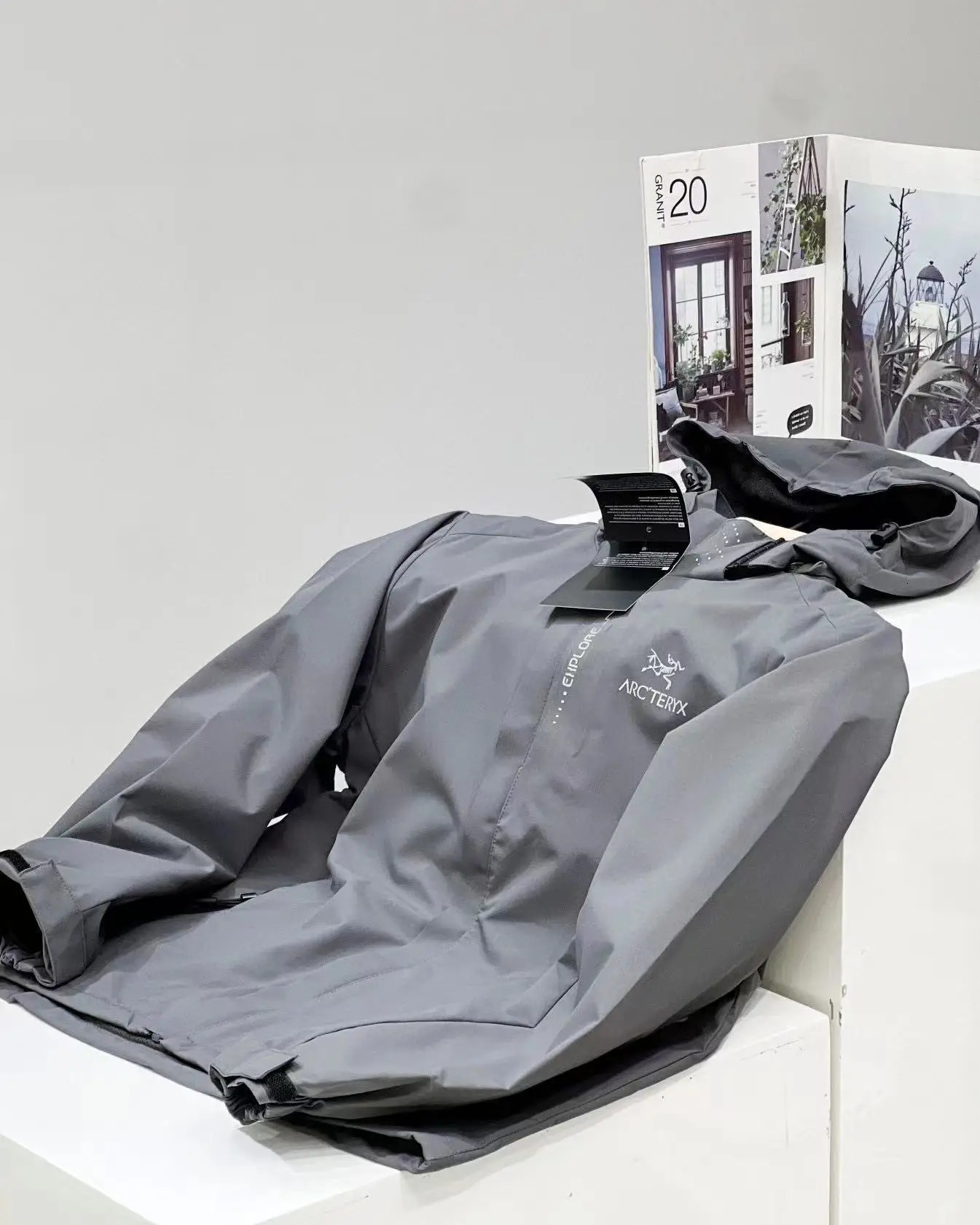 Men's Jackets 2024 Spring And Autumn Casual High Quality Hooded Baseball Jackets Outdoor Sports Jacket Top Men's Windproof Zipper Jacket 231