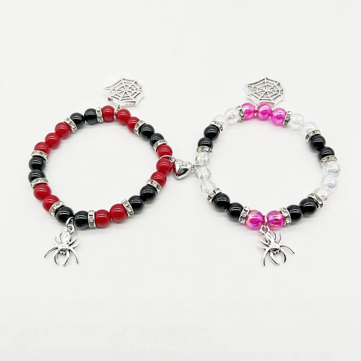Charm Bracelets 2Pcs Halloween Spider Bracelet For Women Men Magnetic Heart Couple Personality Bangles Lover Festive Jewelry Accessories Gifts 231025