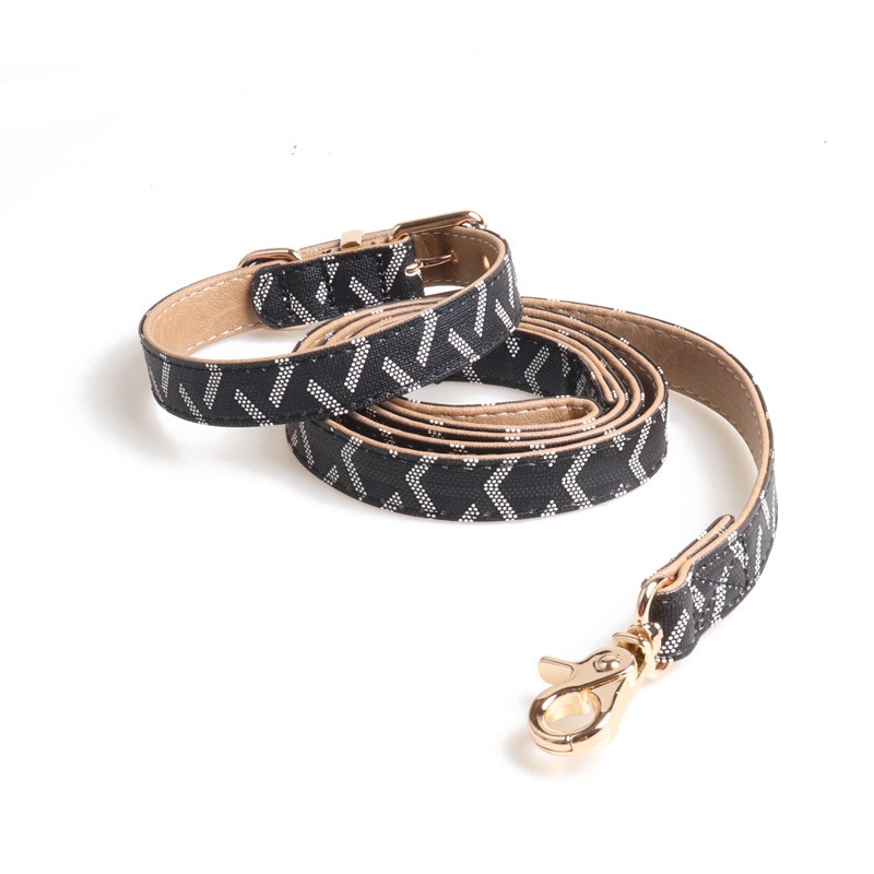 pet clothing Two Layers of Leather Dog Collars Leashes Set Classic Printed Designer Pet Collar Leash Soft Durable Cat Collar for Small Medium and Larg