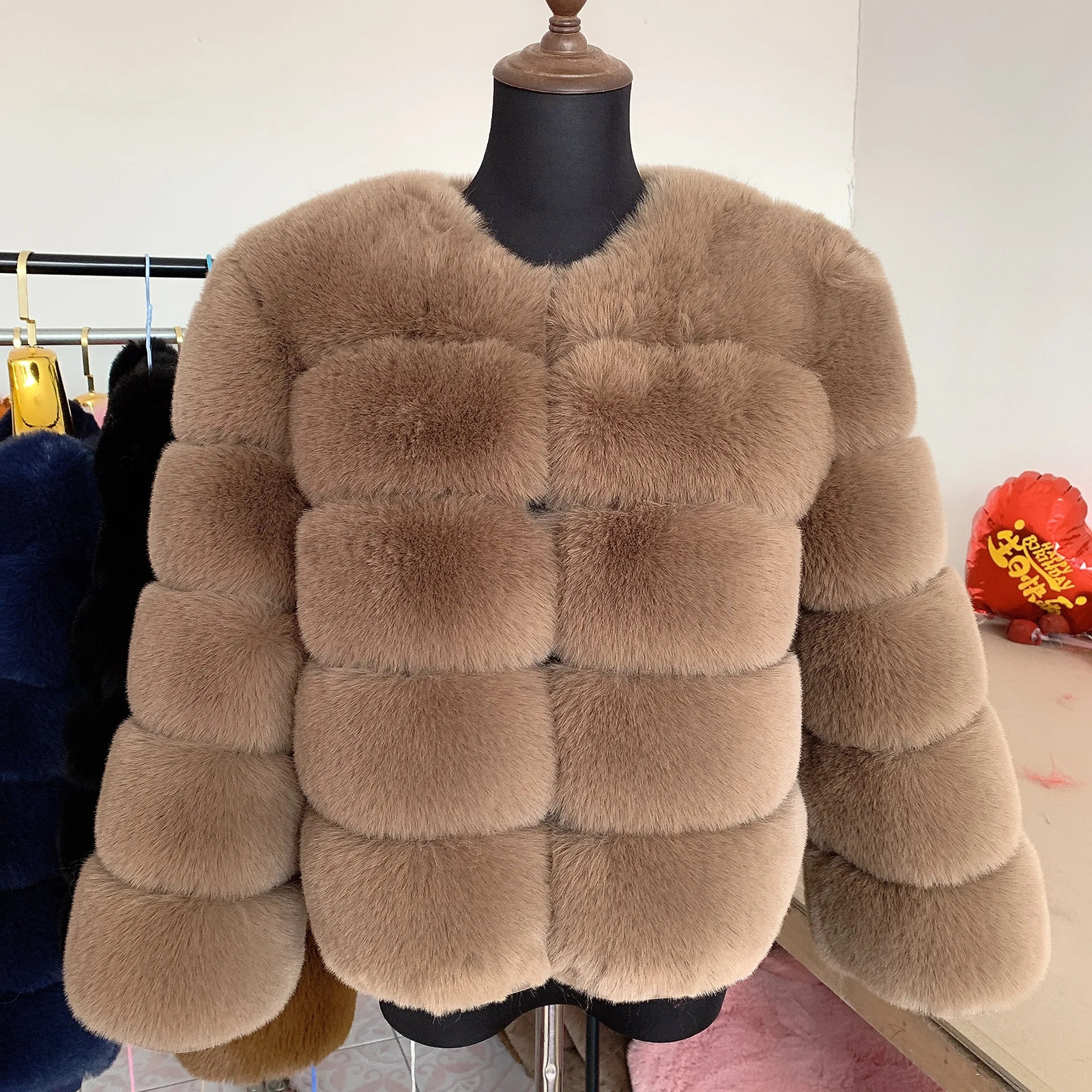 Women's Fur Faux Fashion faux fur coat super Autumn Winter women short fluffy jacket high quality 7xl Ladies furry coats 231026