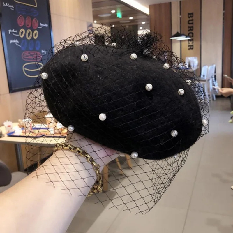 Berets Elegant Women Mesh Veil Wool Beret Vintage French Painter Hat Autumn Winter Female Beanie Pumpkin Lady Warm Walking Berets Caps 231027
