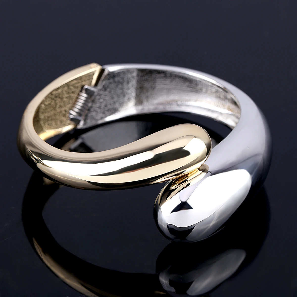 Bangle Fashion Water Drop Gold Plated Charm Statement Bracelet Cuff Nail Bangle for Women Girls Trendy Love Bangle Bracelet Jewelry 231027