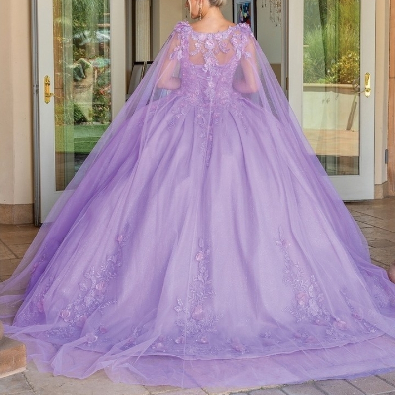 Lavender Quinceanera Dresses Ball Applique wer Beads Birthday Party Dress Lace Up Graduation Gown Sweetheart de 15 anos