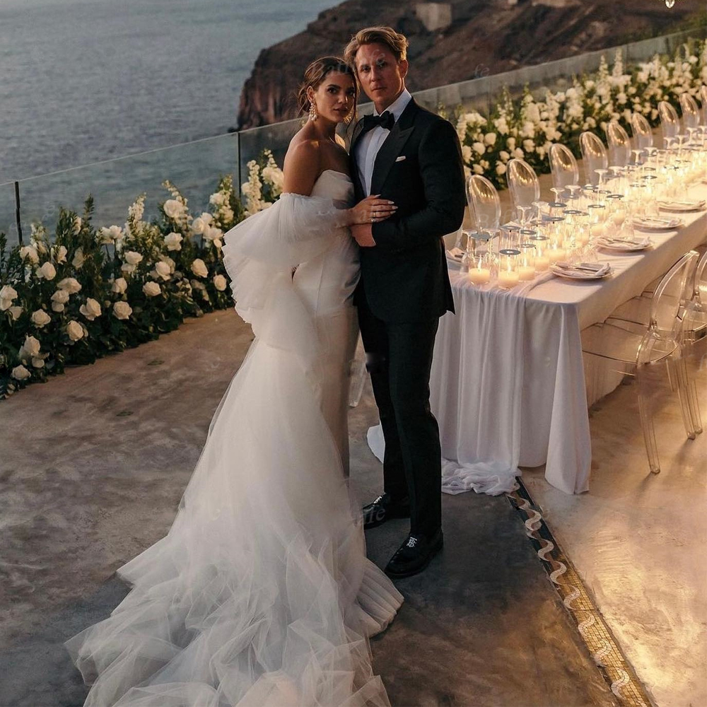 Mermaid Bride Wedding Dresses With Coat Sweetheart Satin Country Wedding Gown Tulle Overskirt Long Robe de mariee