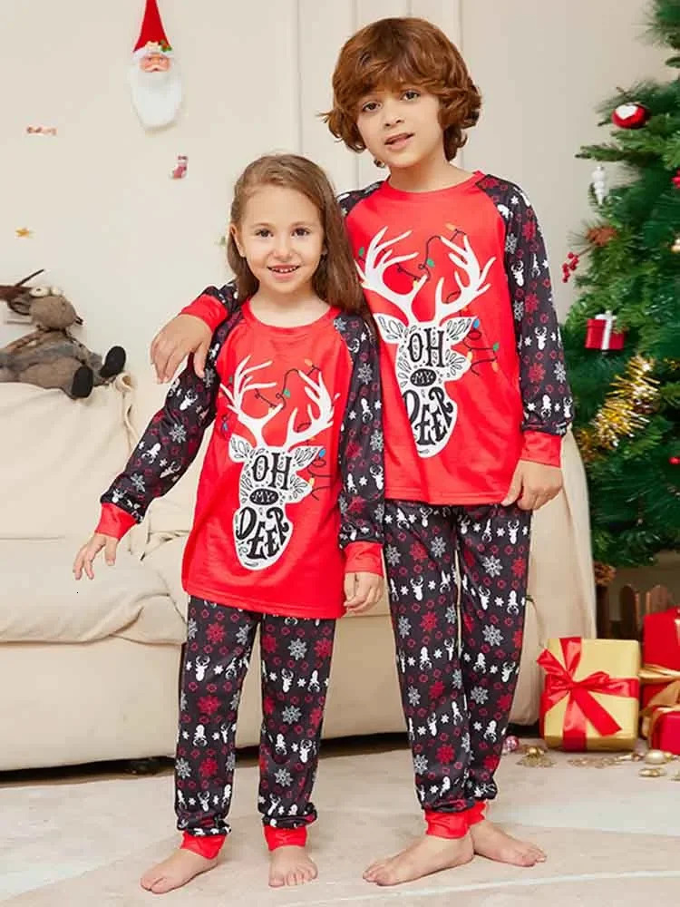 Family Matching Outfits Merry Christmas Winter Pajamas Set Lattice Print for Parent child Clothes Sleepwear 231027