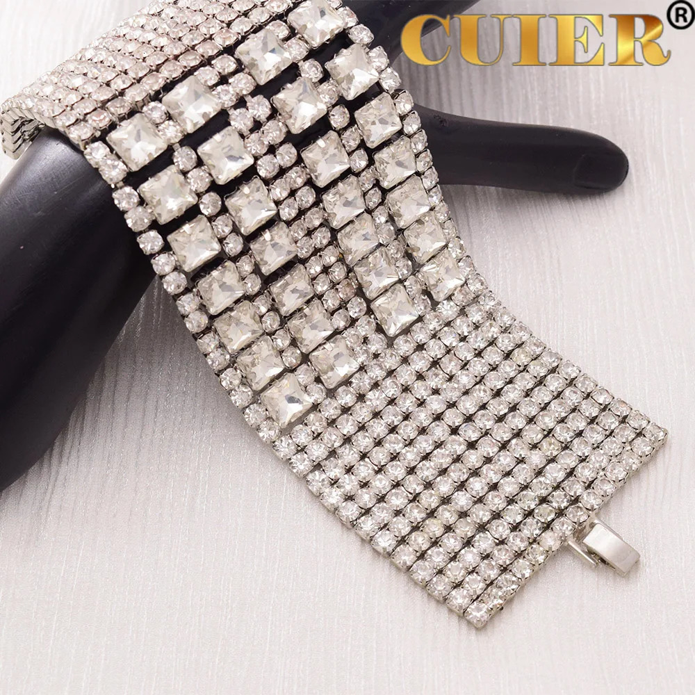 Bangle CUIER 5.7cm Width Bangle for Women Square Glass Drag Queen Bracelet Jewelry Waist Full Rhinestones Crystal Oversize Accessories 231027