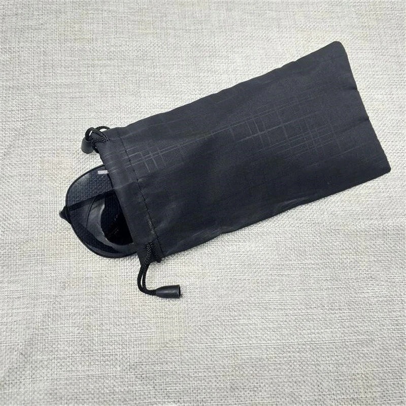 Sunglasses Cases 100 pcs/lot Soft Waterproof Microfiber Smooth Sunglasses Bag Glasses Pouch Black Color Glasses Case Wholesale Good Quality 231027CJ