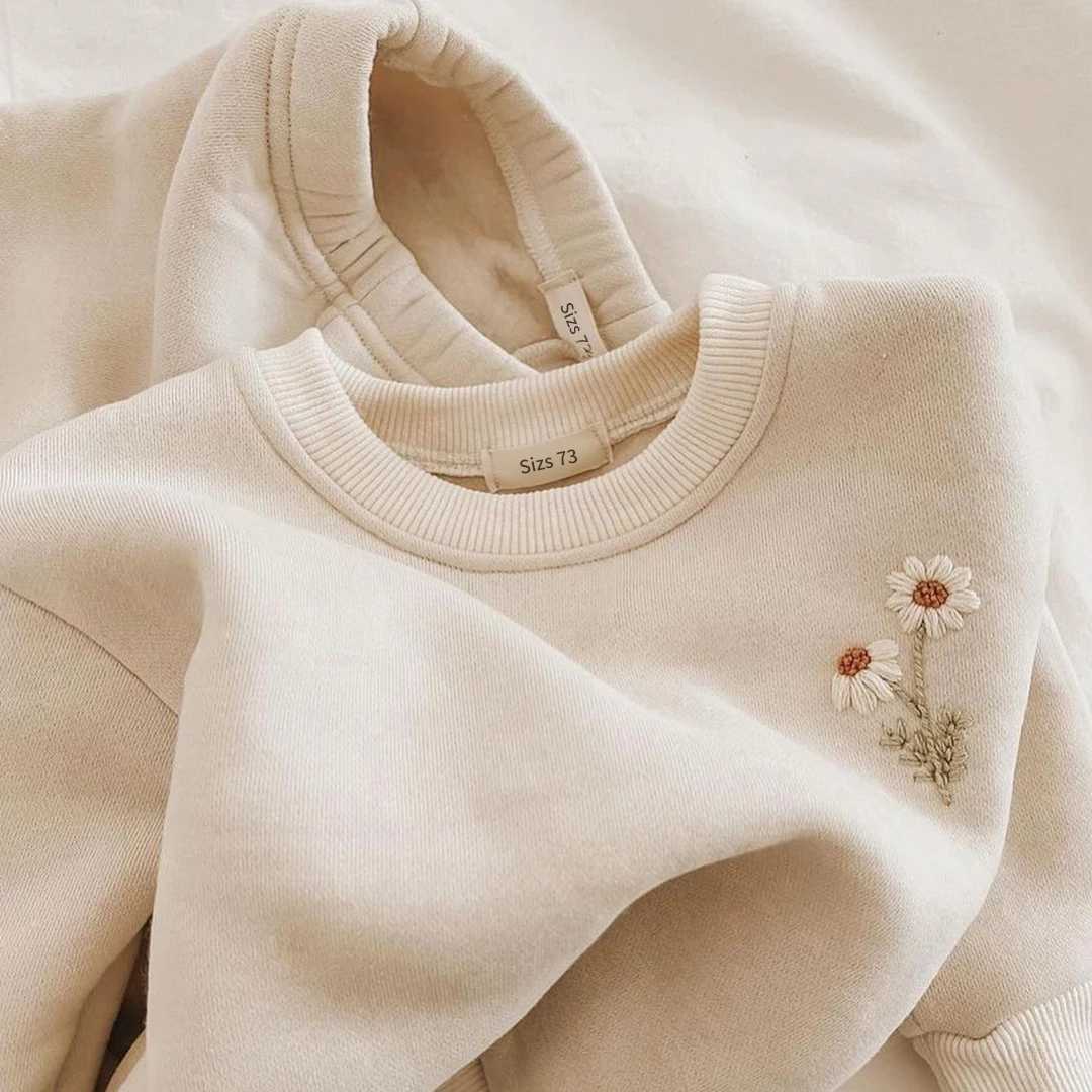 Clothing Sets Korea Winter Baby Girls Clothes Set Flower Fleece Pullover Sweatshirt+Pants Set Girls Warm Tracksuit Toddler Girl Clothes Outfit