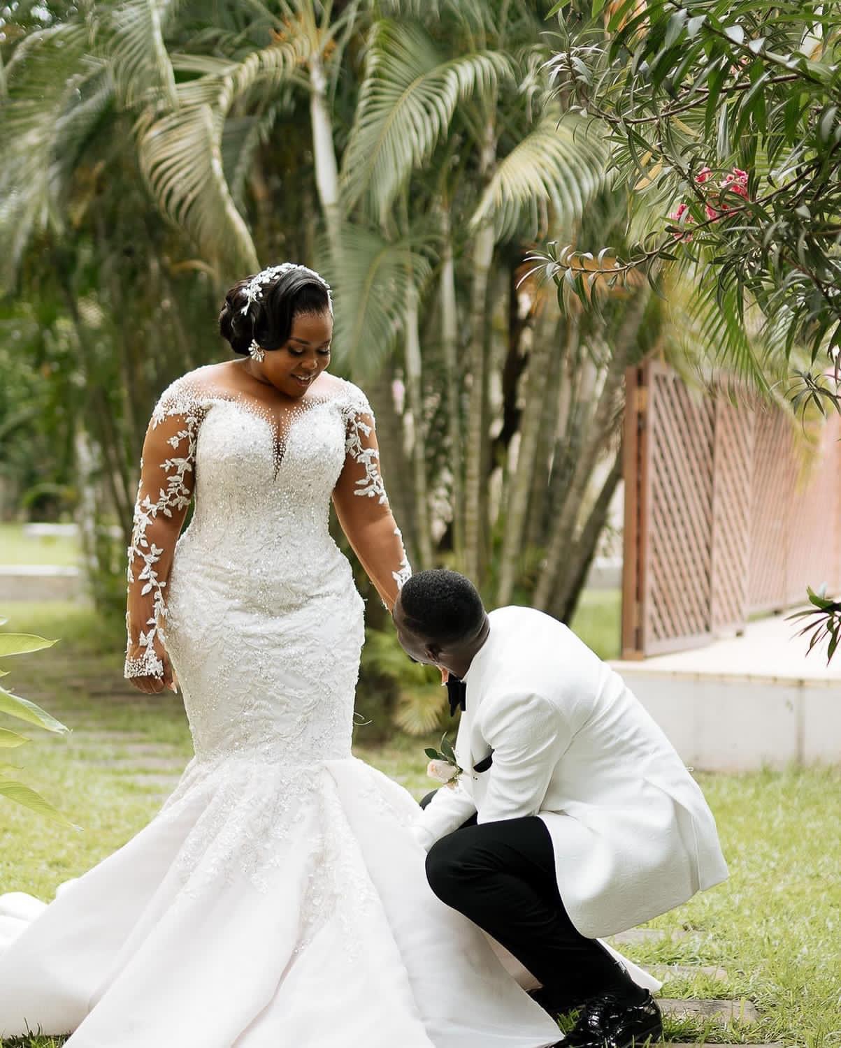 2023 Nov Arabic Aso Ebi Plus Size Luxurious Mermaid Lace Wedding Dress Beaded White Bridal Gowns Dresses ZJ1053