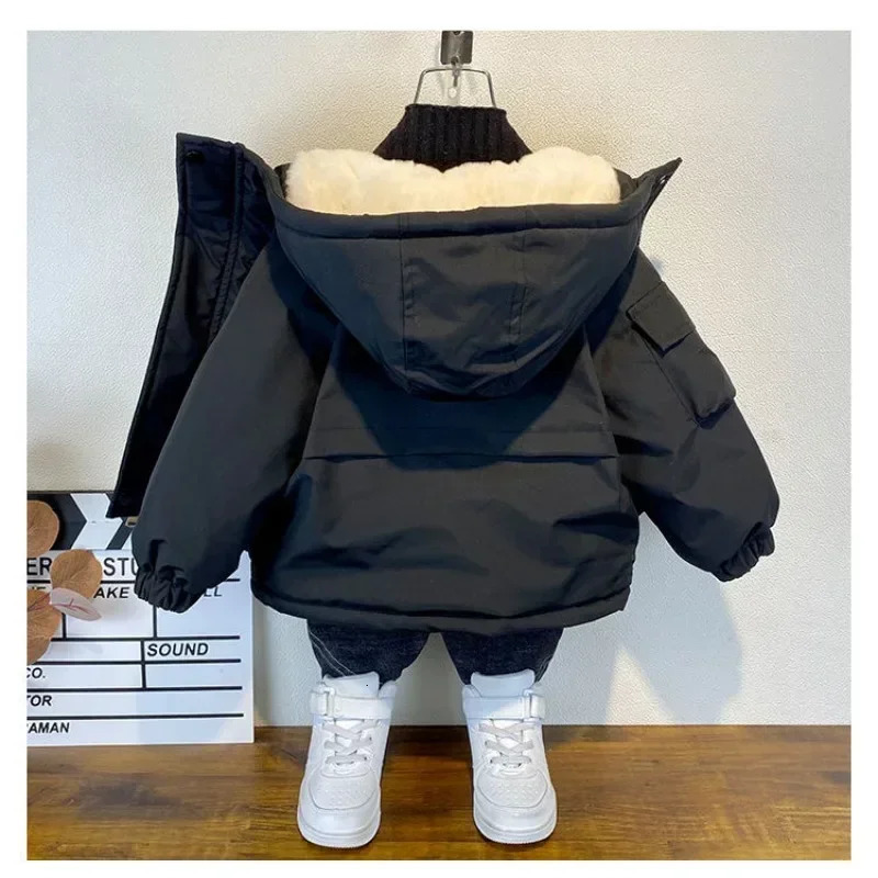 Down Coat 2023 Winter Boys Jacket Splicing Thicken Keep Warm Hooded Cold Protection Windbreake for 3 10 Years Old Kids 231027