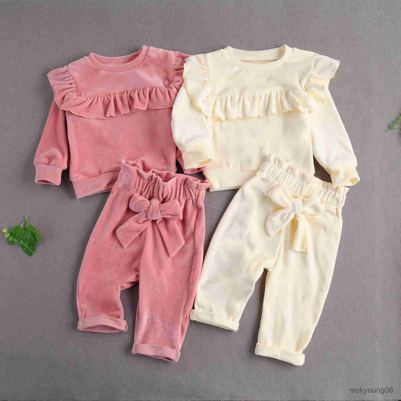 Clothing Sets Winter Warm Baby Girls Smooth Velvet Outfits Sets Round Neck Ruffle Top Elastic Waist Bowknot Pant 2pcs Kid Clothes R231028