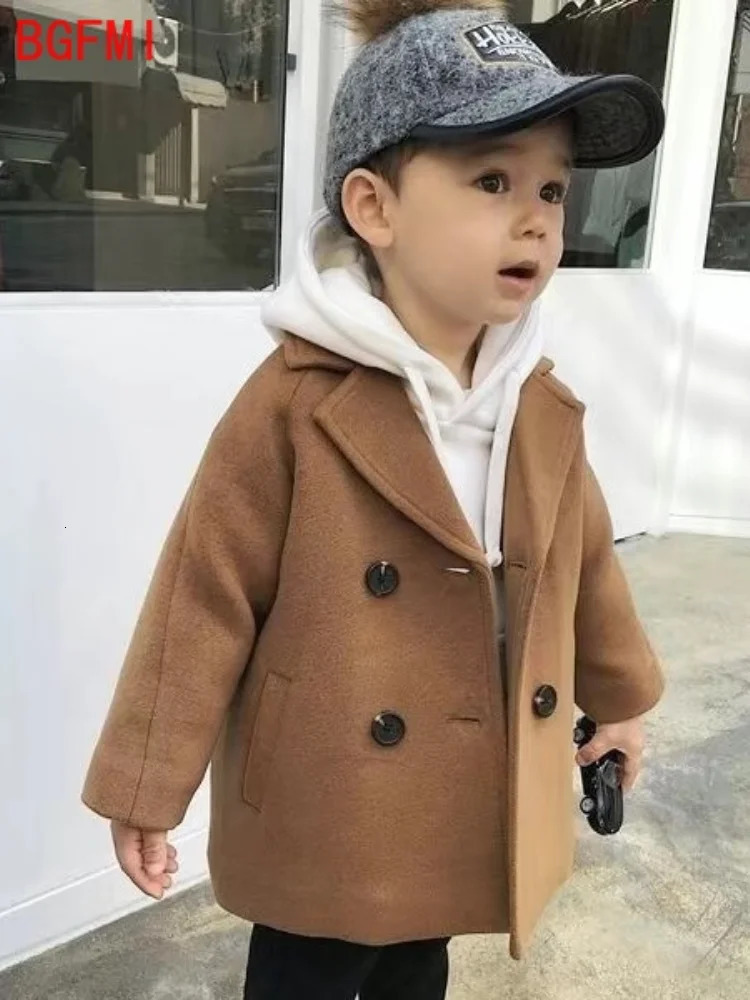 Jackets Winter Grid Boys Girl Woolen Doublebreasted Baby Boy Trench Coat Lapel Autumn Kids Outerwear Coats Spring Wool Overcoat 231027
