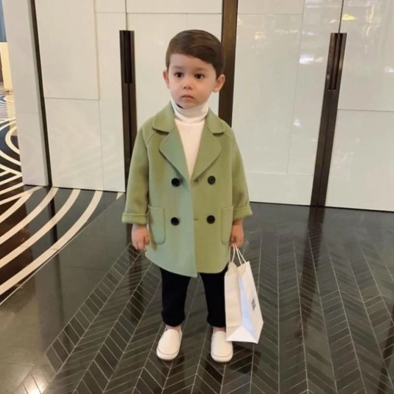 Jackets Spring Autumn 2023 Boys Child Girl Woolen Doublebreasted Baby Trench Coat Lapel Kids Outerwear Winter Wool Overcoat 231027