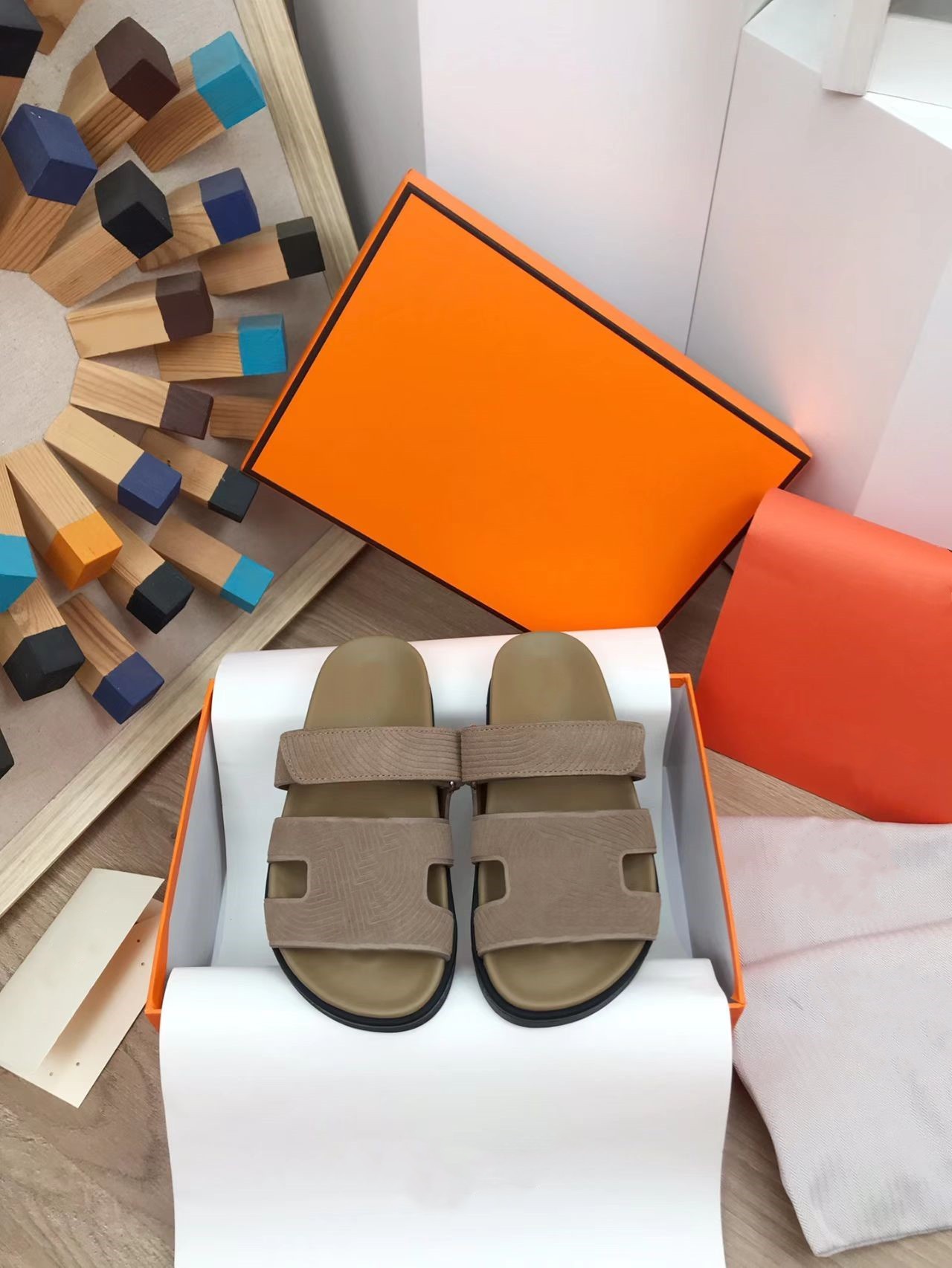 Women's Men's Couples Real Nubuck Leather Sandals Slides Luxury Home Designer Shoes Slippers Fashion Shoes EU size 35-44 19170