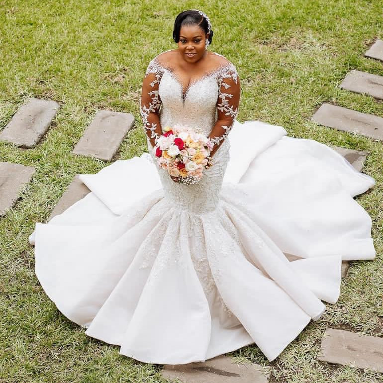 2023 Nov Arabic Aso Ebi Plus Size Luxurious Mermaid Lace Wedding Dress Beaded White Bridal Gowns Dresses ZJ1053