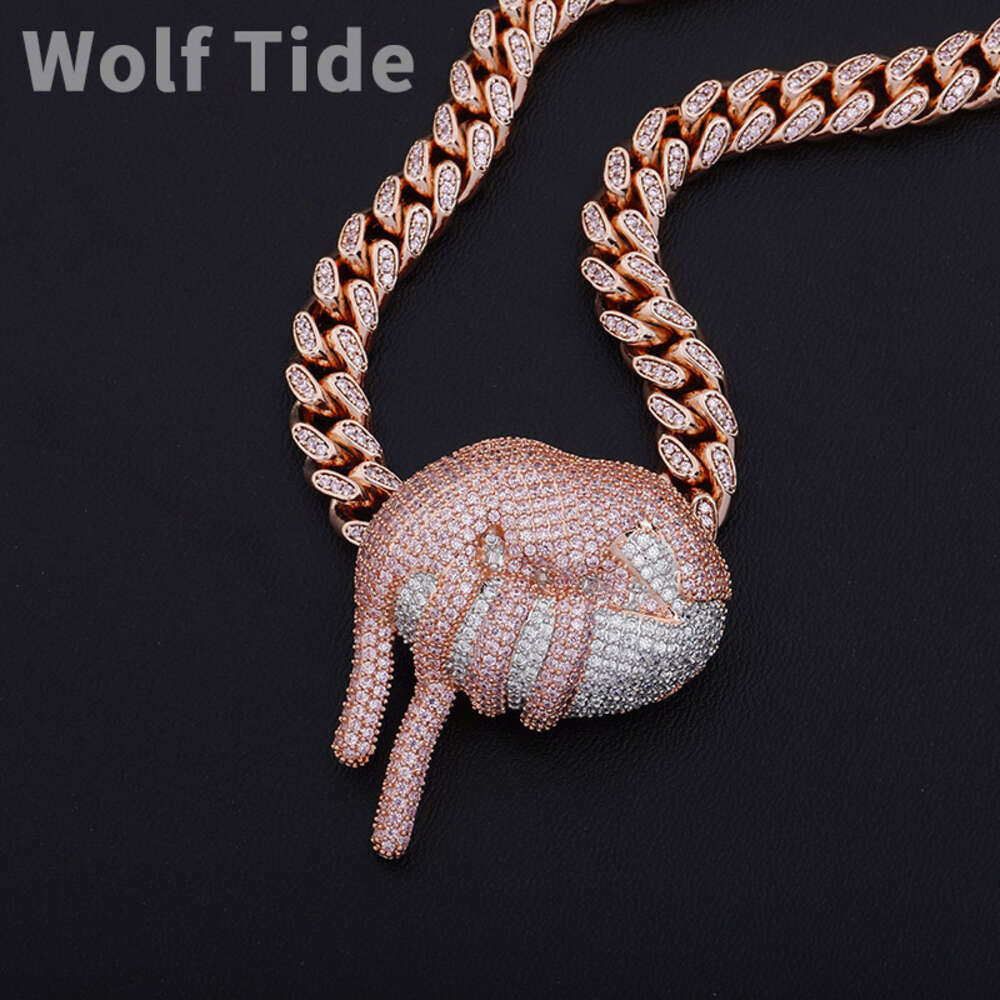 Fine Quality Ins Sexy Lips Full Zircon Two Tone Pendant Necklace 18K Gold Trendy Personalized Hip Hop Necklaces Jewelry Iced Out Gemstone Party Rapper