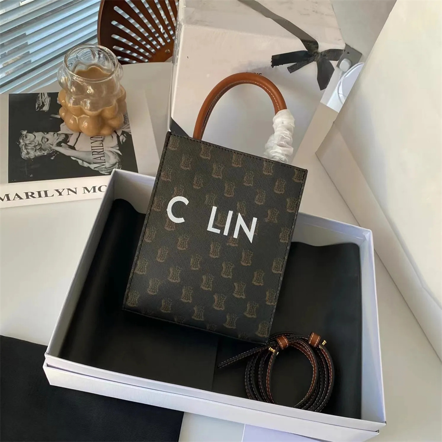 Designer Bag luxury women Underarm bag Leather One-shoulder Portable Diagonal Baguette Bag with adjustable shoulder strap Stylish Commuter Casual underarm bag