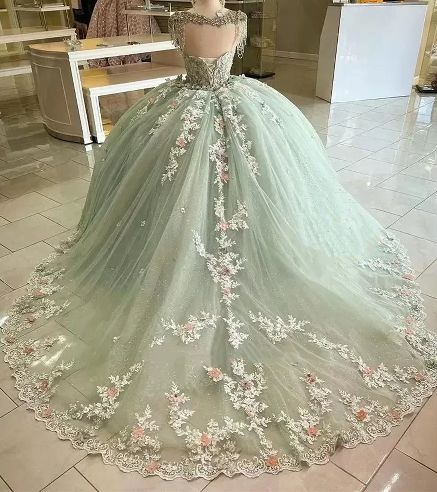 Princess Quinceanera Dresses Sage Lace Floral Appliques Gorgeous Prom Sweet 16 Dress For Girls Party Beaded Sweetheart Neck Plus Size Formal Gowns