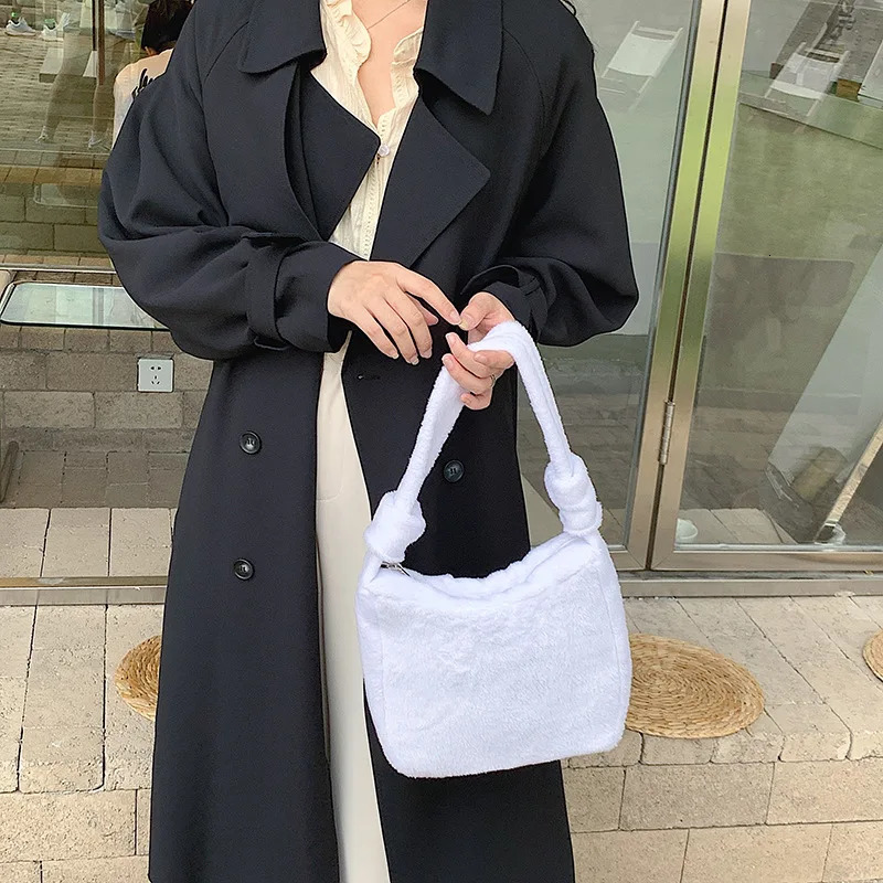 Evening Bags Winter Women Bag Plush Ladies Handbags Furry Solid Color Armpit Bags Fashion All-match Women's Shoulder Bag Female Tote Bags 231030