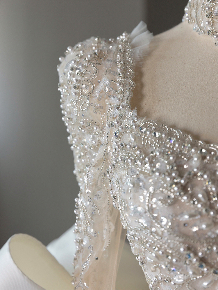 Shiny Sequins Muslim Wedding Dresses Long Sleeves Beading Plus Size pearls bead Arabic Robes De Mariee Sweetheart Appliques Beaded Garden Boho Bridal 