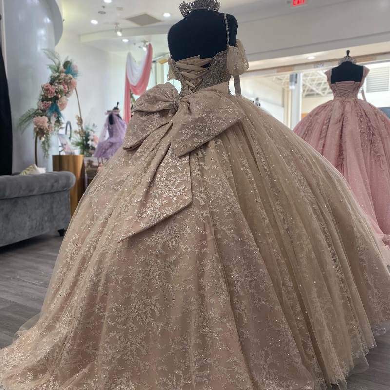 Champagne Shiny Quinceanera Dress Ball Gown Spaghetti Strap Appliques Lace Beads Ruffles Corset Sweet 15 Vestidos De Quinceanera