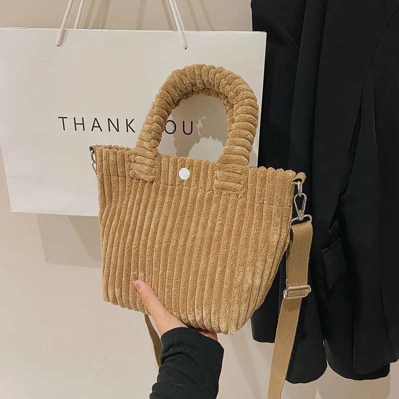 Evening Bags Autumn Winter Corduroy Bag Female Furry Handbag Ladies Plush Bucket Shoulder Bag Basket Soft Messenger Bags 231030