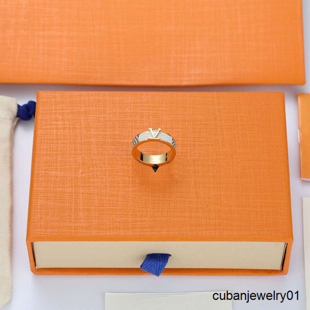 Designers Ring S Letter Women Rings Fashion Trend Classic Jewelry Presbya Middle Ages Couple 2 Styles Anniversary Gift Good 2Cbb