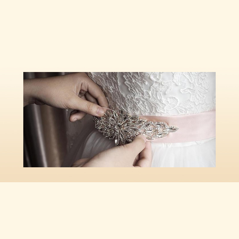 Mermaid Wedding Dresses Vintage Sexy African Sweetheart Illusion Lace Appliques Crystal Beaded Ruffles Tiered Organza Formal