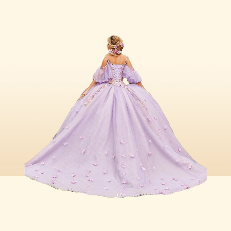 18 Century Lilac Quinceanera Dresses Off The Shoulder Medieval Prom Dress With 3D Flowers Lace Up Short Sleeve Sweet 15 Vesti