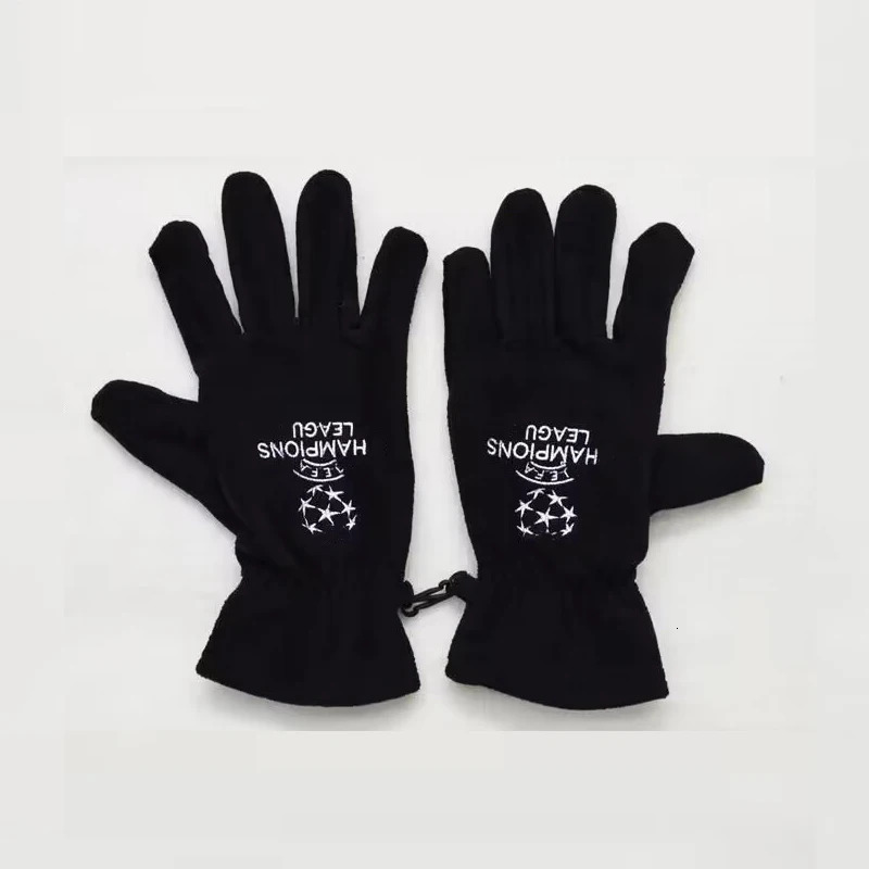 Balls Football Neckerchief Black Colors Soccer Scarf Outdoor Sports Windproof Multifunctional Fleece Warm Hat Fotball For Training 231030