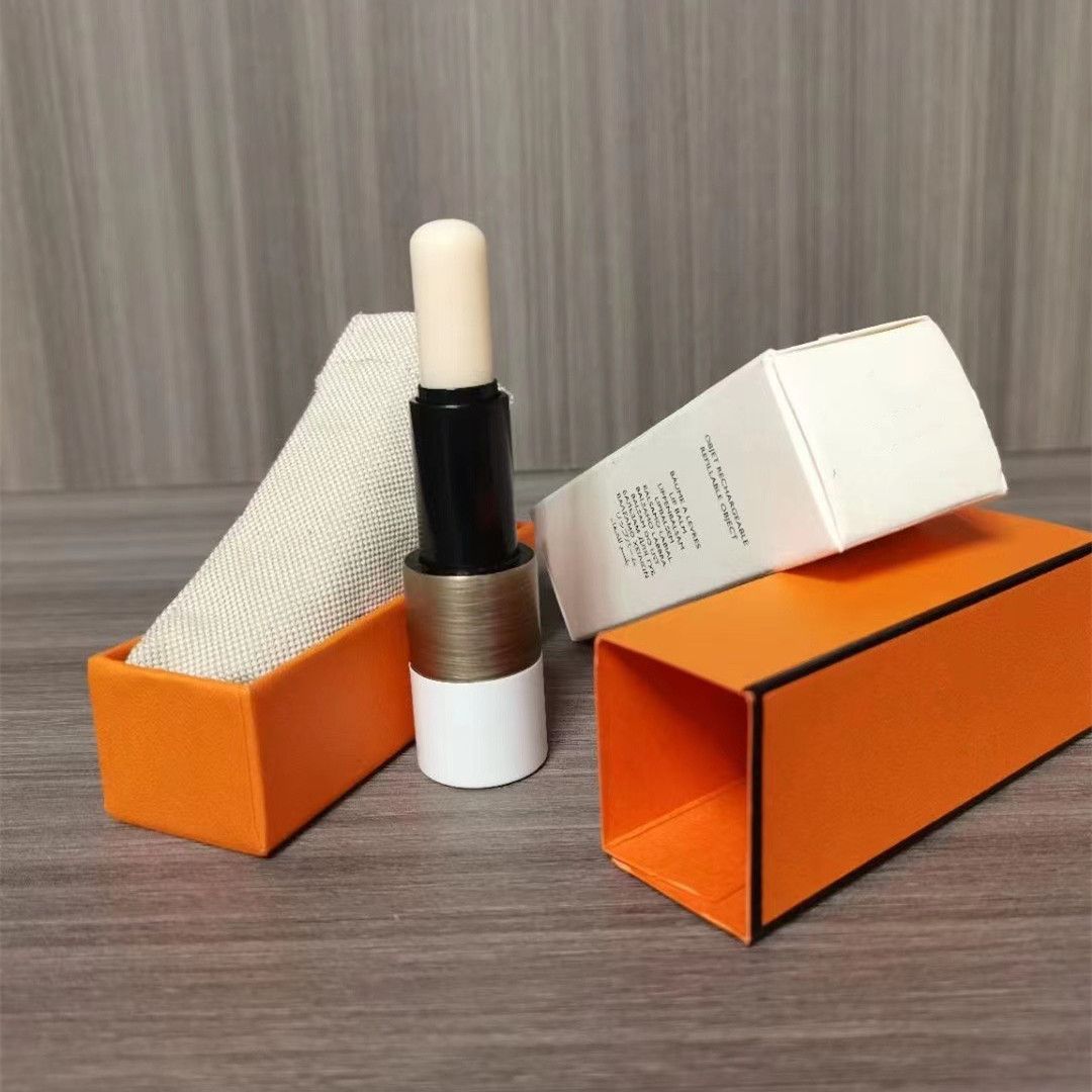 Lip Balm Rouge Made in Paris 3.5g Lip Care Balm BAUME DE SOIN POUR LES LEVRES Lipgloss