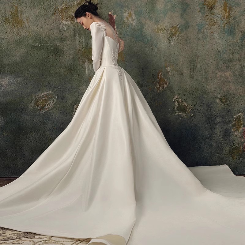 2023 Modest Long Sleeve Ball Gown Wedding Dresses princess satin Bridal Gowns plus size Lace Appliqued Sequins Plus Size Custom Made muslim Robe De Ma