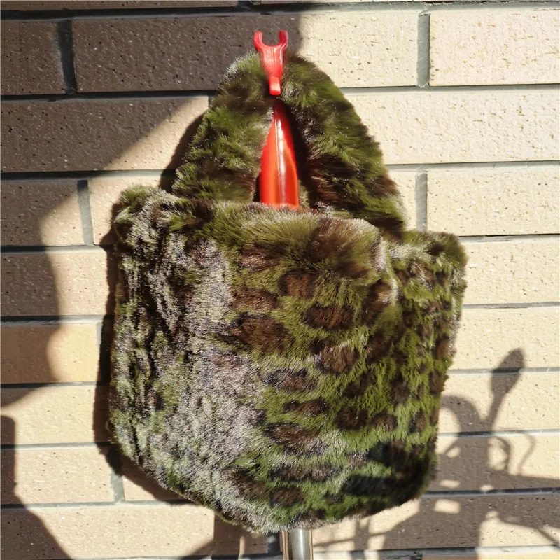Evening Bags Winter Faux Fur Bag for Women Fashion Leopard Pattern Handbag Soft Warm Plush Bag Female Chain Shoulder Messenger Bag 231030