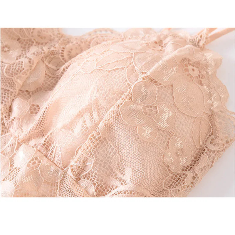 Bras Sexy Lace for Women Seamless Wire Free Hollow Out Bra Sling Ladies Bandeau Crop Top Embroidery Intimates Lingerie Underwear 231027